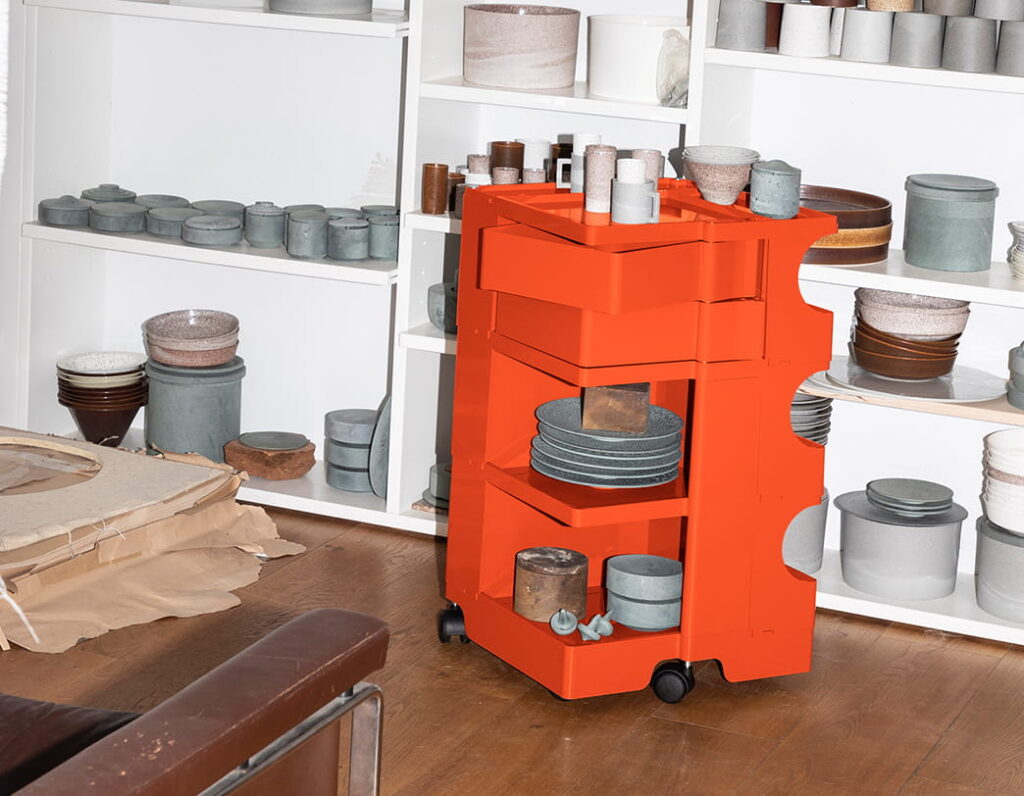 ボビーワゴン 2026年新色パプリカ